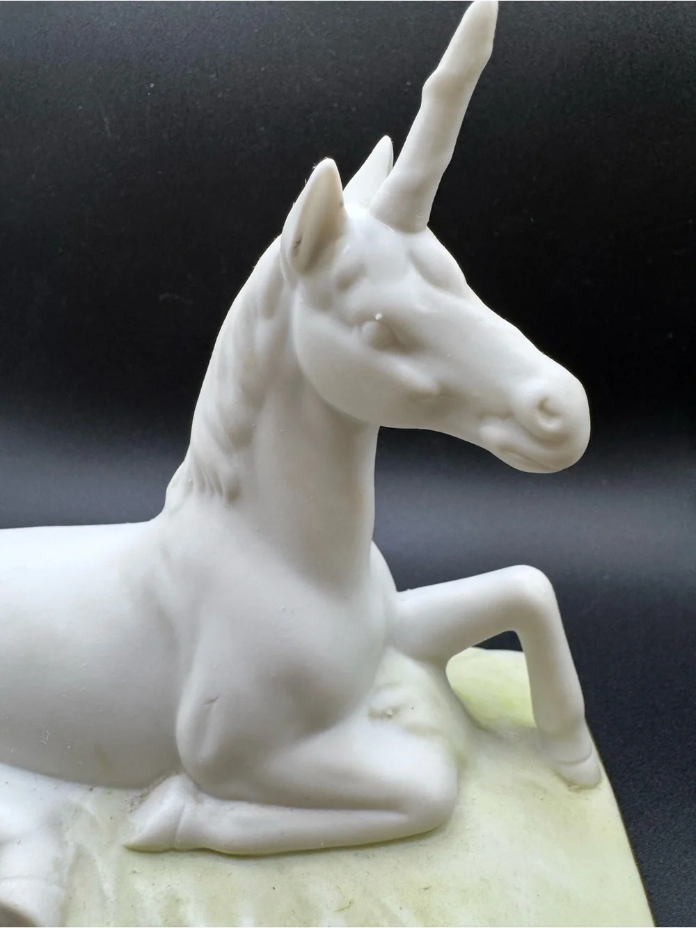 VTG 1970’s Mann White Unicorn Music Box Bisque Porcelain Japan